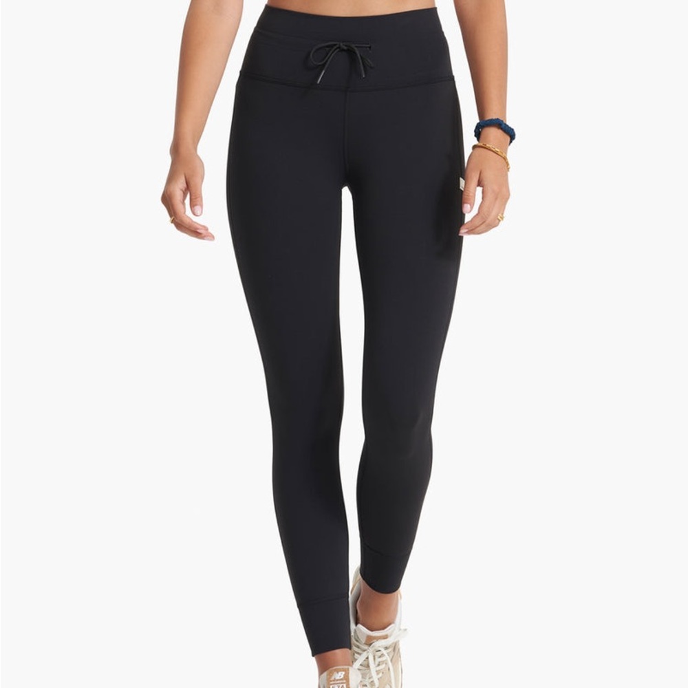 NEW Vuori Black Daily Women's BreatheInterlock Leggings